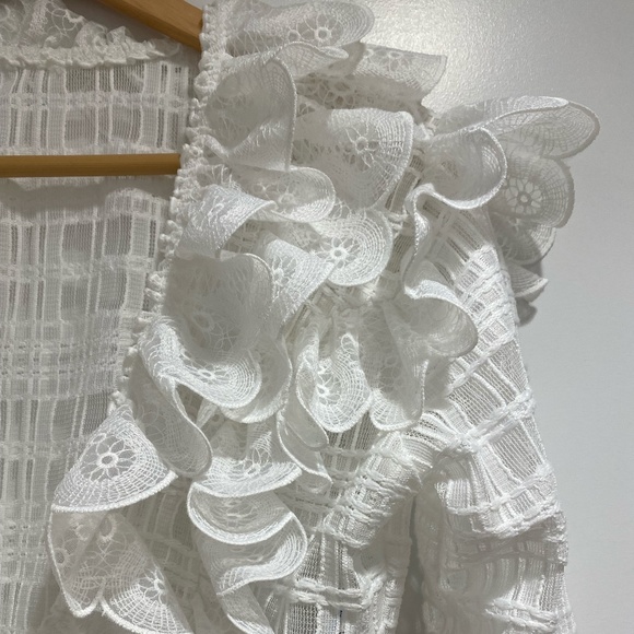 LOEIL Wrap Lacey Blouse - Picture 3 of 6